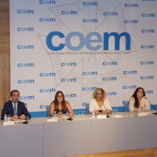 El COEM reclama la creación de una oficina pública de atención integral a los afectados de iDental